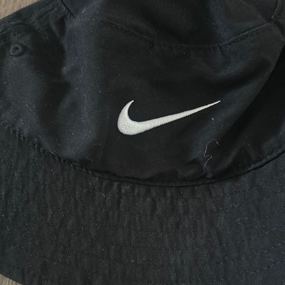 Nike Black Bucket Hat - Picture 3 of 6